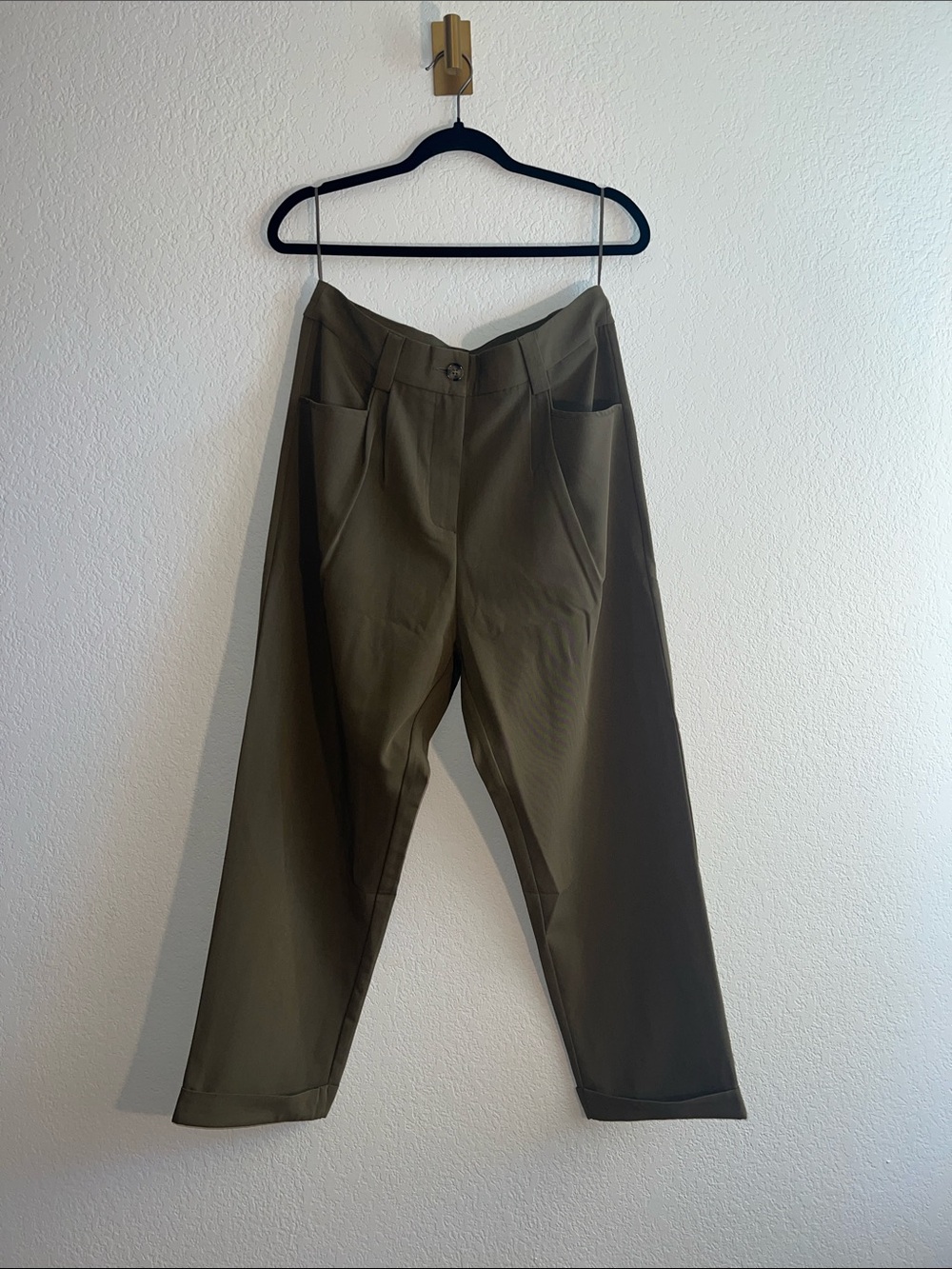 Womens Olive Green Relaxed Tapered Pants